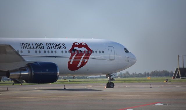 rolling-stones-3426802_640