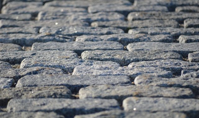 cobblestones-1686089_640